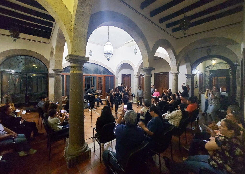 Instituto de Formación Artística "Musik"
