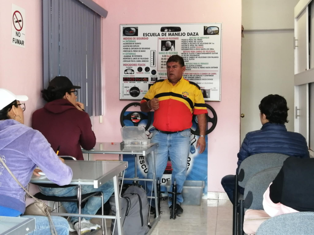 Escuela De Manejo Daza Queretaro