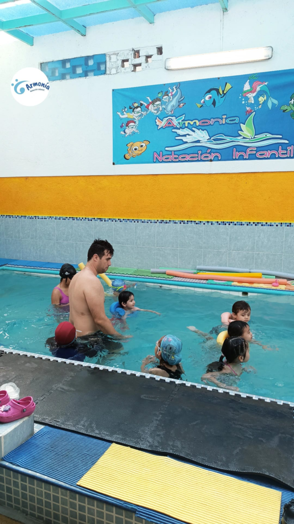 Centro Educativo y Escuela de Natación "Armonía"